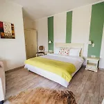 To Spiti Tis Sofias 4*