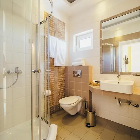 To Spiti Tis Sofias Guest house