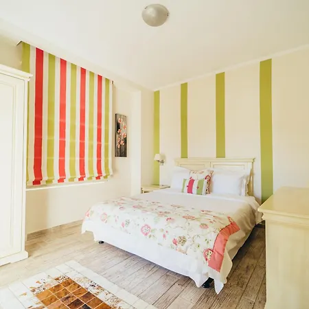 Guest house To Spiti Tis Sofias 4*