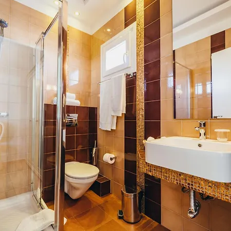 To Spiti Tis Sofias Guest house Kastoria