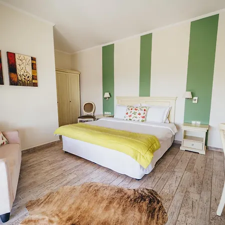 To Spiti Tis Sofias Guest house