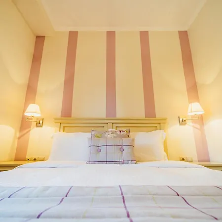 Guest house To Spiti Tis Sofias