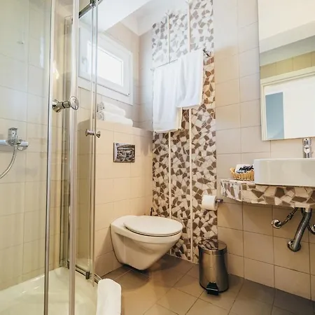 To Spiti Tis Sofias Guest house Kastoria