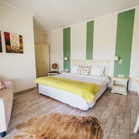 To Spiti Tis Sofias Guest house