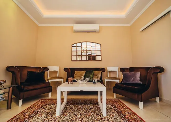 To Spiti Tis Sofias 4*